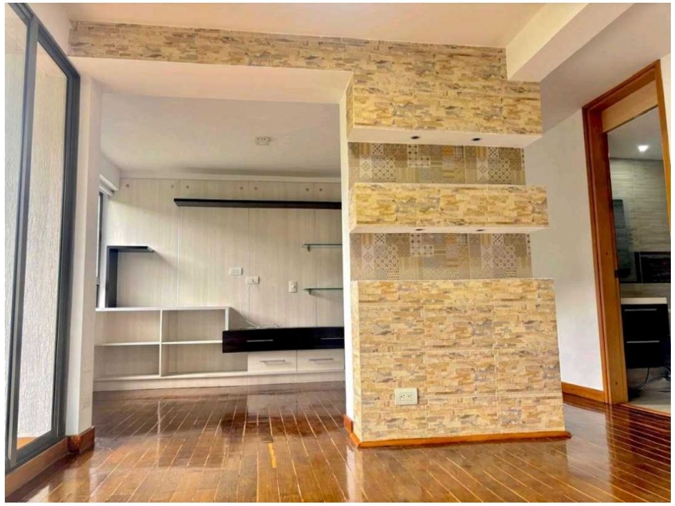 Apartamento en Venta Loma de Los Bernal Medellin — foto 2