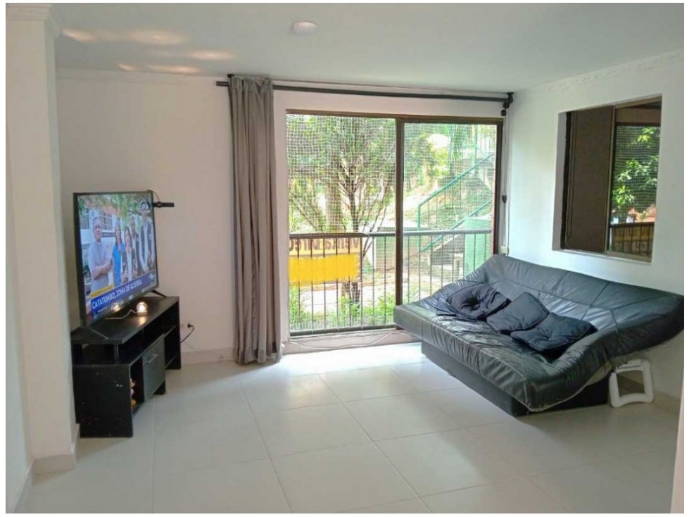 Apartamento en Venta Almeria en unidad cerrada Medellin — foto 3