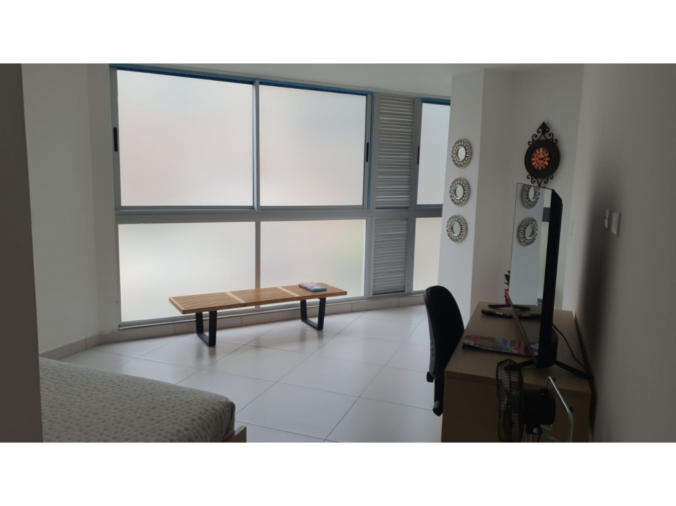 Venta de Apartaestudio Laureles, también sirve para oficina o spa.