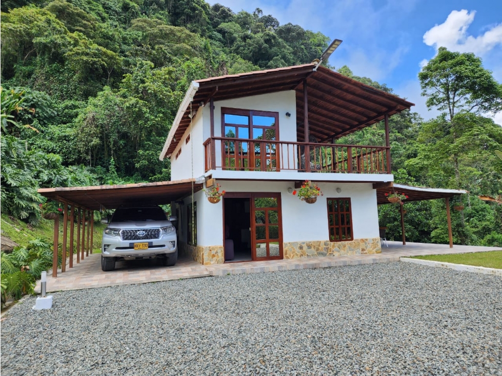 VENDO FINCA EN VENECIA ANTIOQUIA