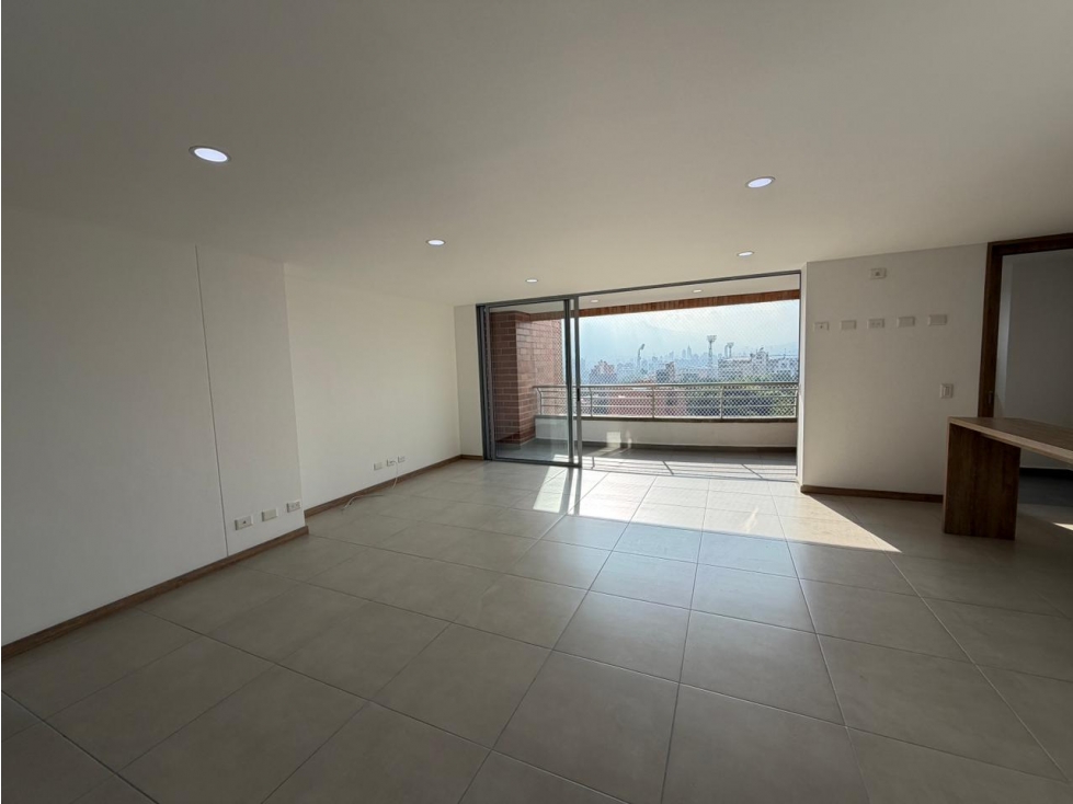 Apartamento en venta en sector Estadio, Medellín — foto 3