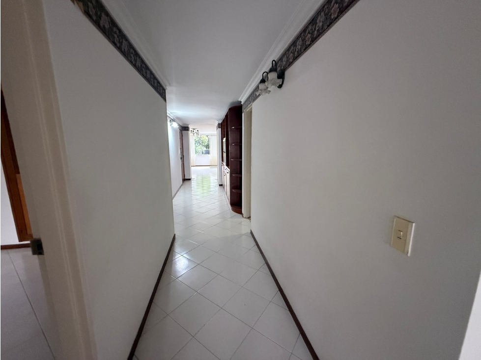 APARTAMENTO EN VENTA SECTOR LA CASTELLANA, MEDELLÍN — foto 3