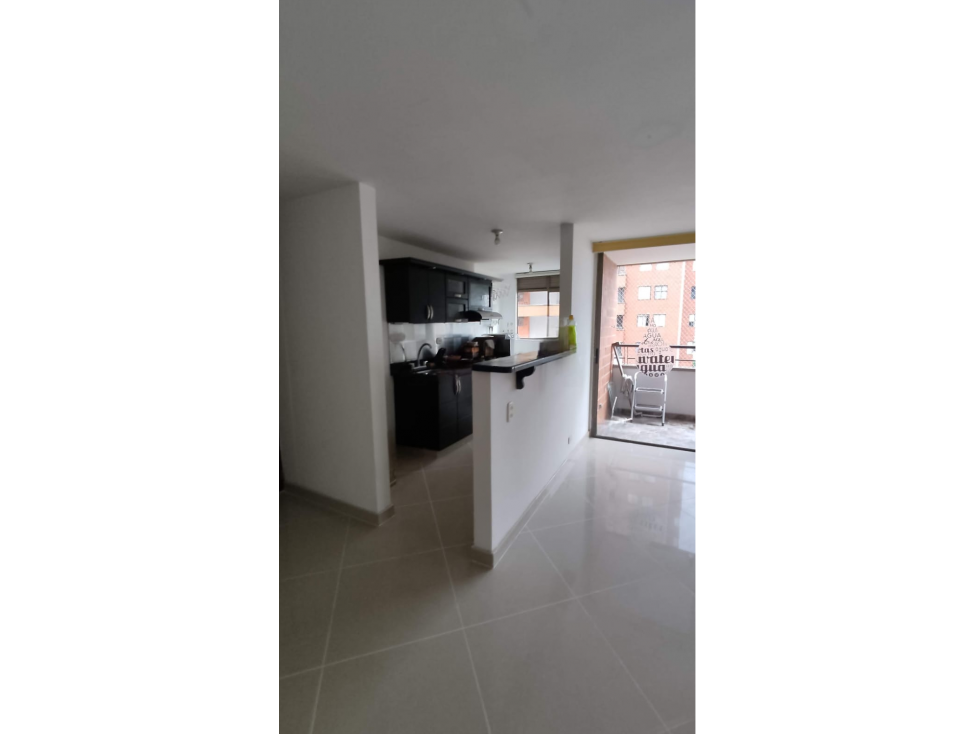 Apartamento en venta en La Loma del Indio — foto 2