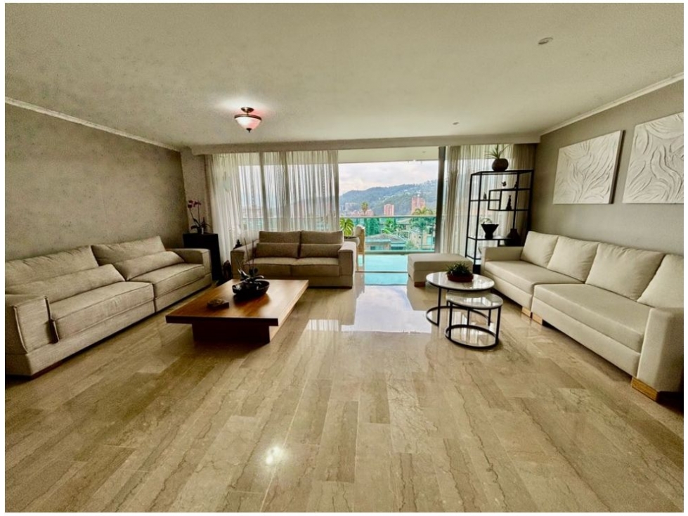 Apartamento en Venta, El Poblado La Calera.