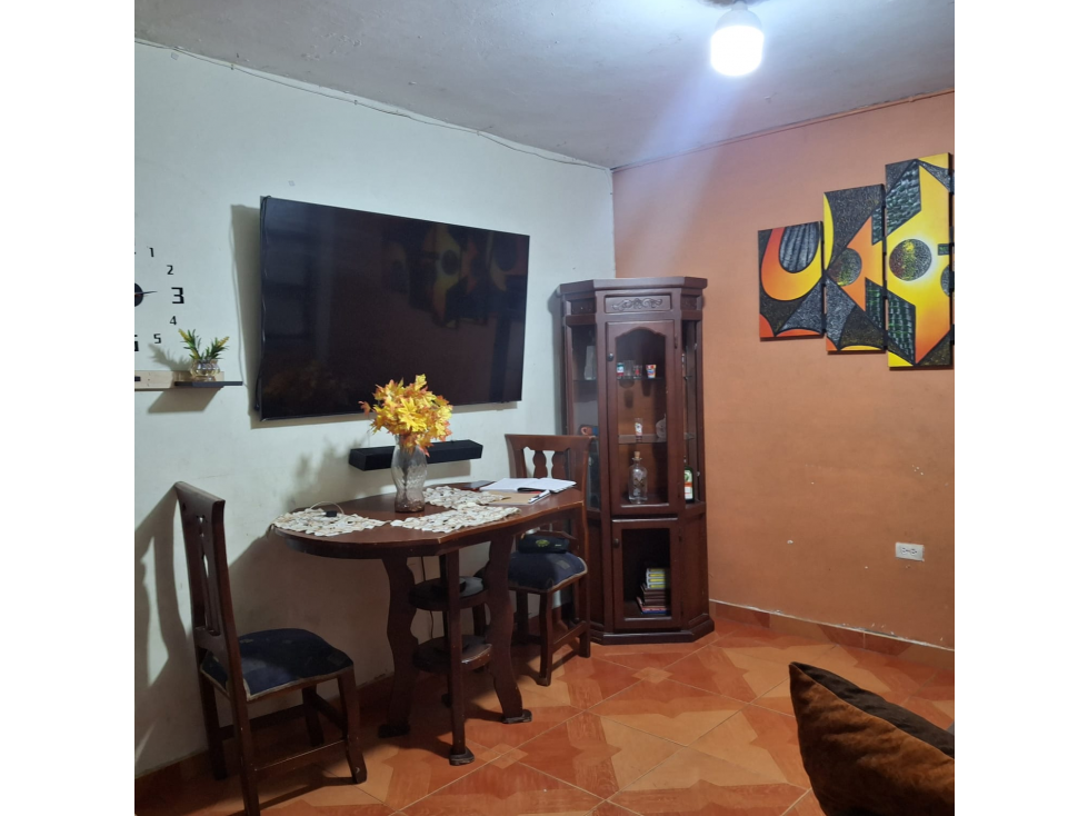 CASA EN VENTA VILLA HERMOSA PRIMER PISO 150 METROS — foto 2