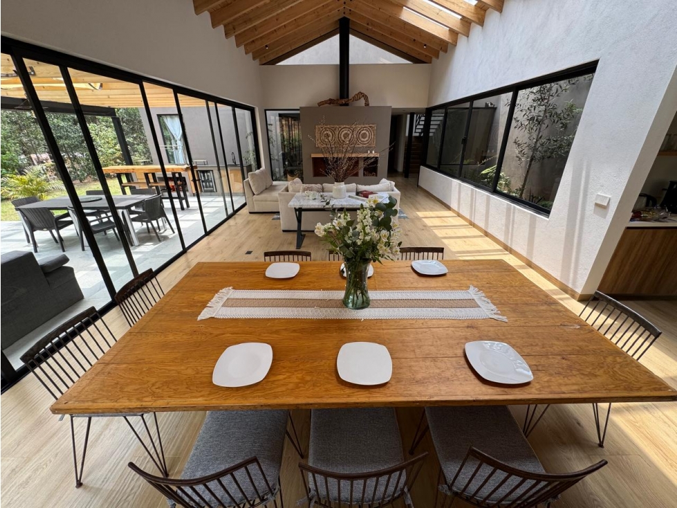 Casa en venta en Valle de Bravo | Totalmente amueblada y equipada