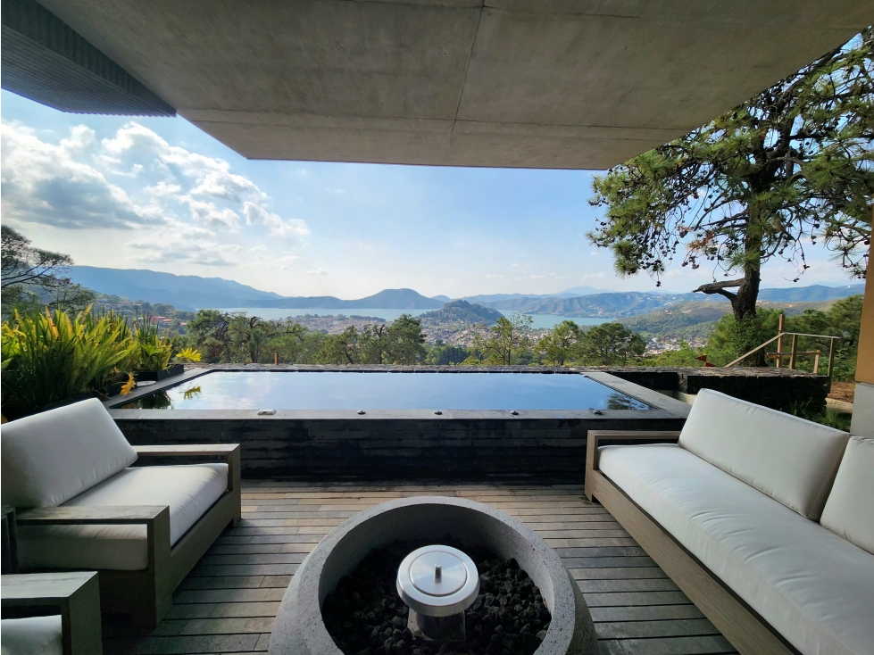 Casa en Venta en Valle de Bravo