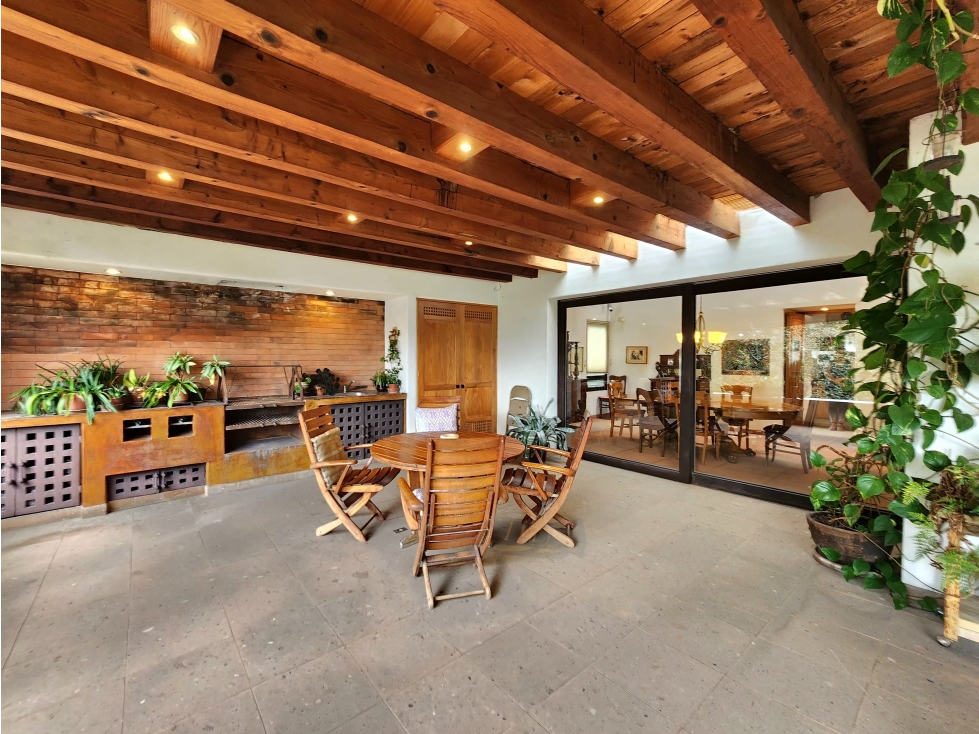 CASA EN VENTA CON VISTA AL LAGO EN VALLE E BRAVO — foto 2