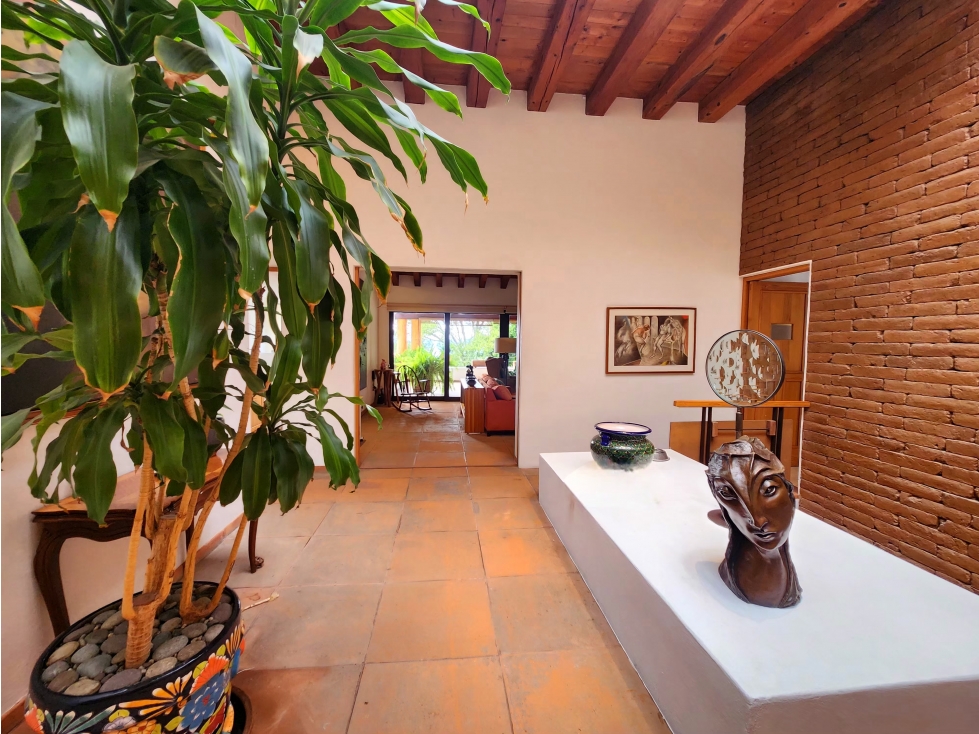 CASA EN VENTA CON VISTA AL LAGO EN VALLE E BRAVO — foto 3