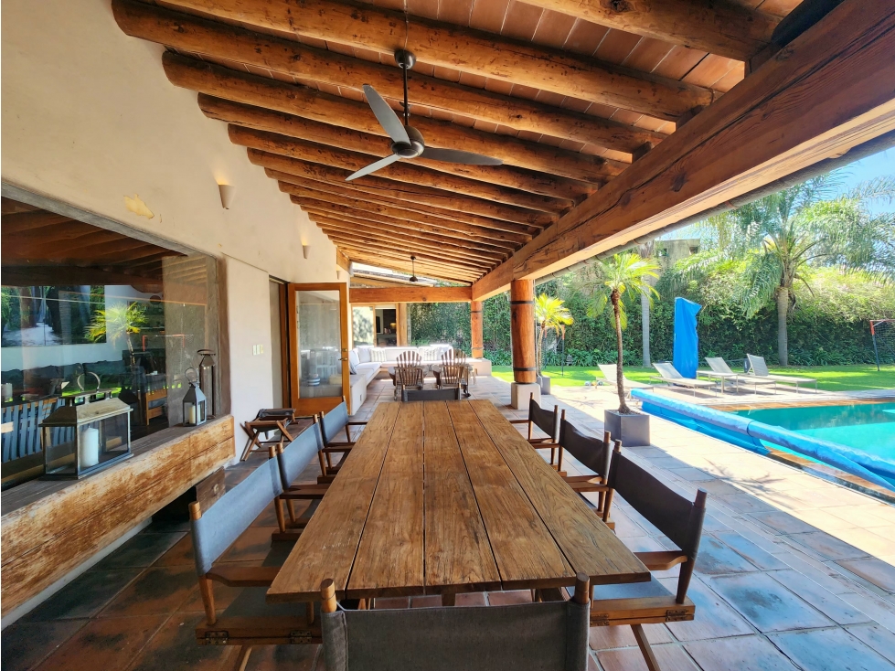 VENTA DE CASA CON ACCESO AL LAGO EN VALLE DE BRAVO — foto 4