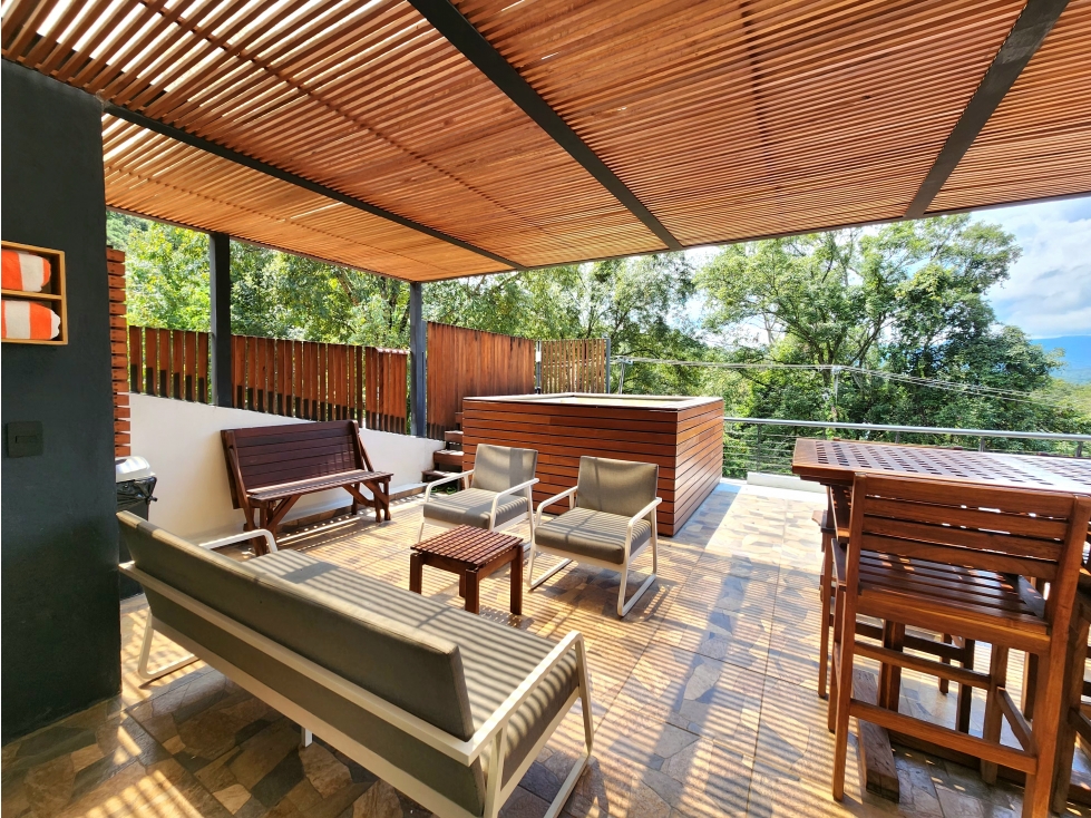 DEPARTAMENTO EN VENTA CON VISTA AL LAGO EN VALLE DE BRAVO