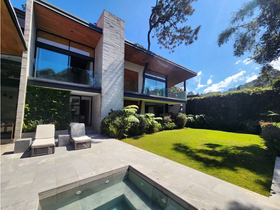 CASA EN VENTA, AVÁNDARO