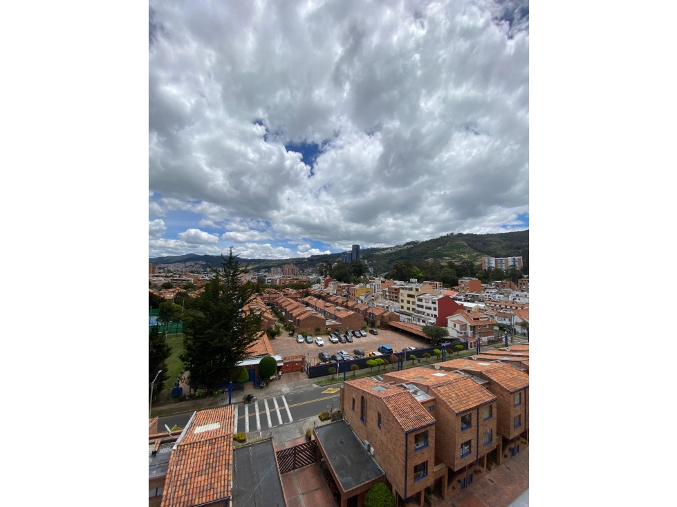 INMEJORABLE OPORTUNIDAD Apto Dúplex Cedritos excelente vista