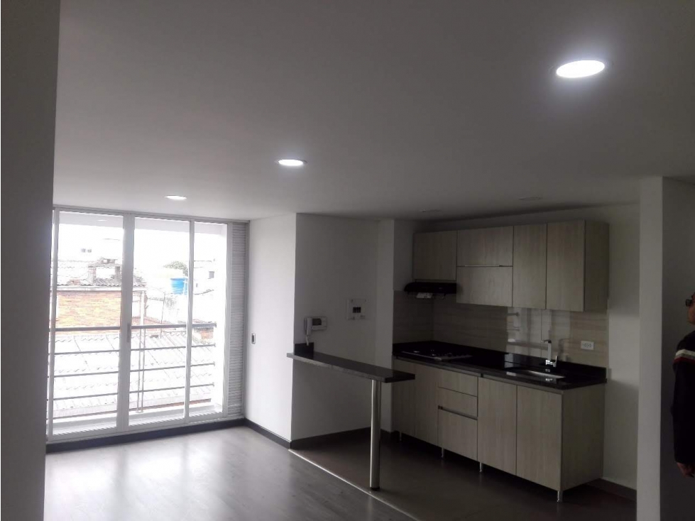 Arriendo Apto Edificio San Jose, Veraguas, Bogota