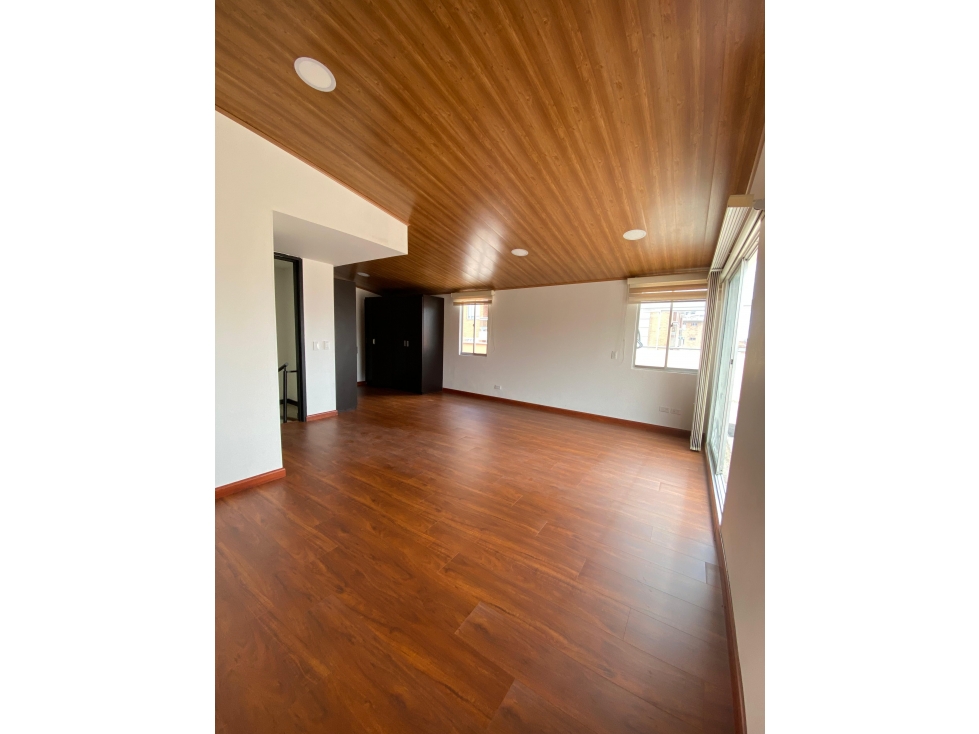 INMEJORABLE OPORTUNIDAD Apto Dúplex Cedritos excelente vista — foto 6