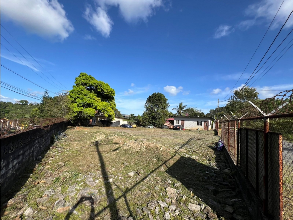 OPORTUNIDAD ÚNICA LOTE EN VENTA POR DEBAJO DEL AVALÚO — foto 2