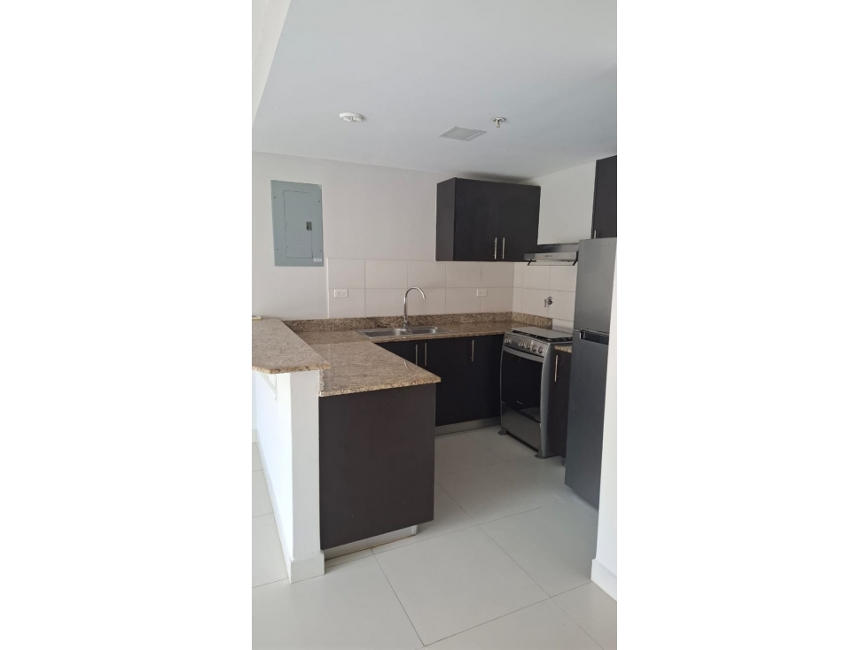ALQUILER | APARTAMENTO EN PH MIDRISE, WOODLANDS B/800.00 — foto 6