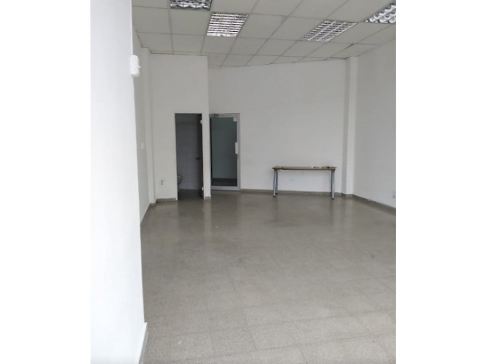 Se alquila Oportunidad única, local en Plaza Bel Air — foto 4