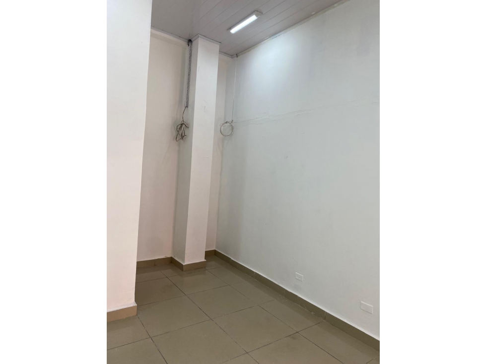 ¡SE ALQUILA LOCAL COMERCIAL EN EL CARMEN! — foto 6