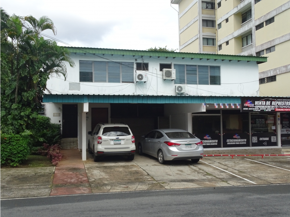 EN VENTA Gran Residencia + Local Comercial en Urbanización Herbruger