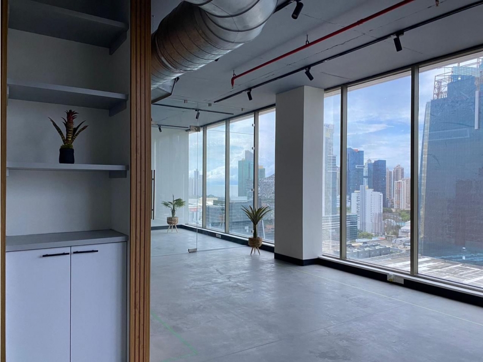 Oficina en el centro Obarrio en venta o alquiler — foto 3