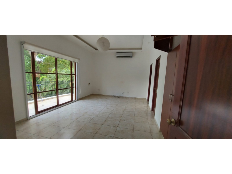 Se Vende Casa con Piscina en Camino de Cruces Modelo Santa Lucía — foto 3