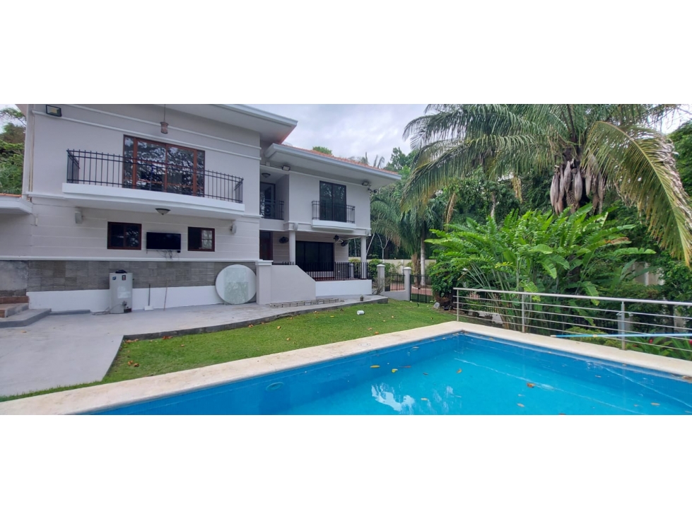 Se Vende Casa con Piscina en Camino de Cruces Modelo Santa Lucía — foto 6