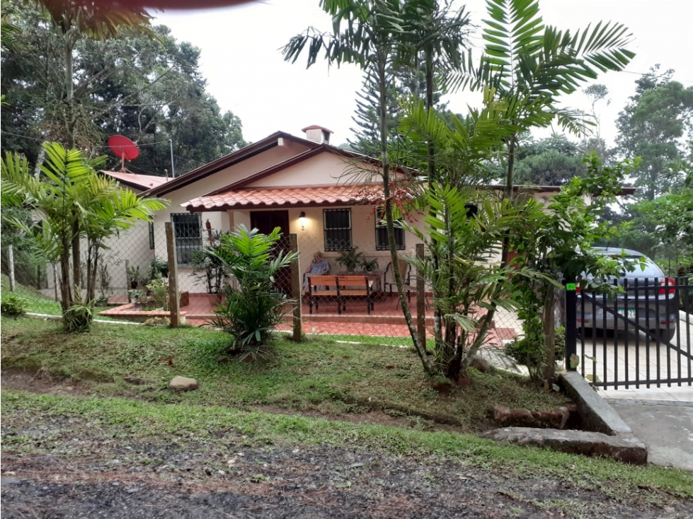 ¡Tu refugio de montaÃ±a en Cerro Azul te espera! — foto 4