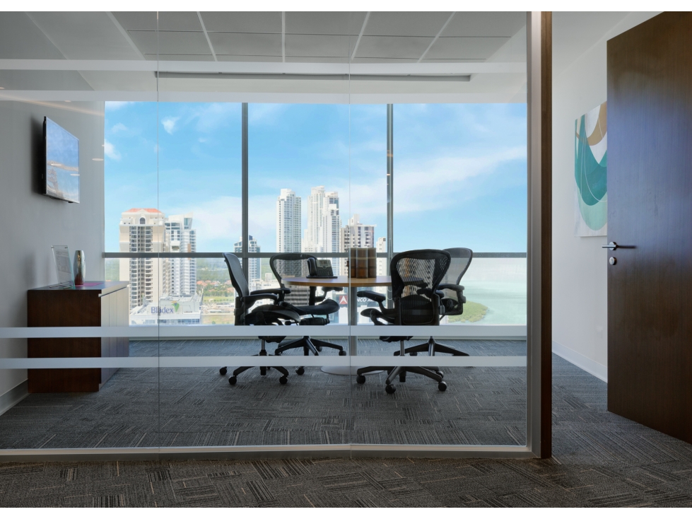 ¡Oficinas de lujo disponibles en Financial Center, Costa del Este! — foto 4