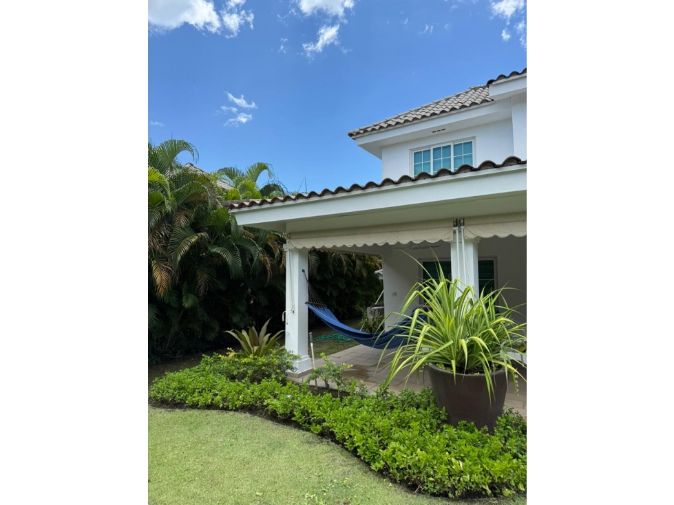 ¡EN VENTA O ALQUILER! Casa con piscina en Bijao — foto 2