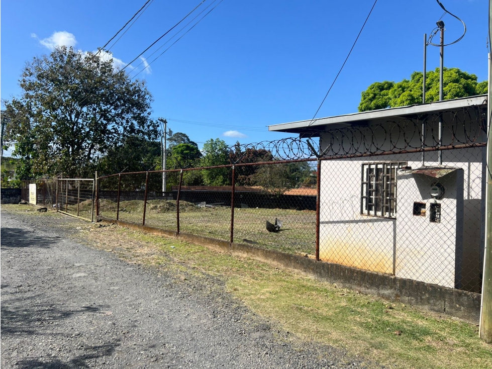 OPORTUNIDAD ÚNICA LOTE EN VENTA POR DEBAJO DEL AVALÚO — foto 4