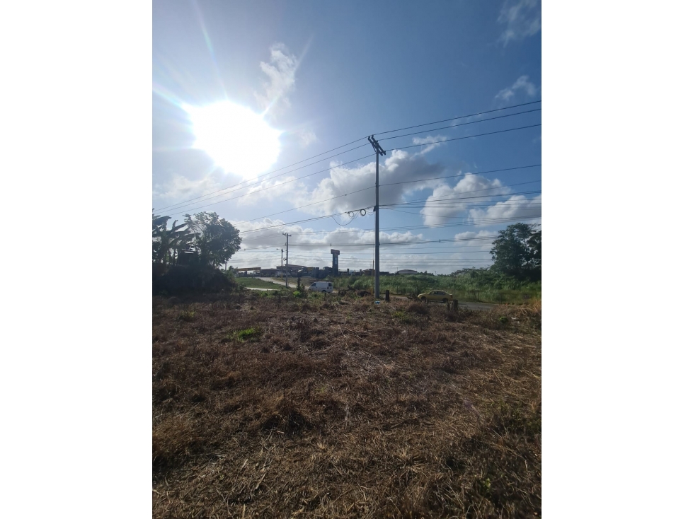 CONSTRUYE TU NEGOCIO SOBRE LA VIA PANAMERICANA EN PANAMÁ ESTE - 5