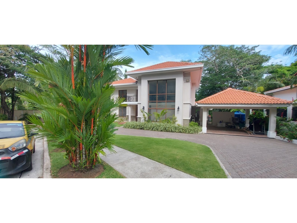 Se Vende Casa con Piscina en Camino de Cruces Modelo Santa Lucía — foto 2