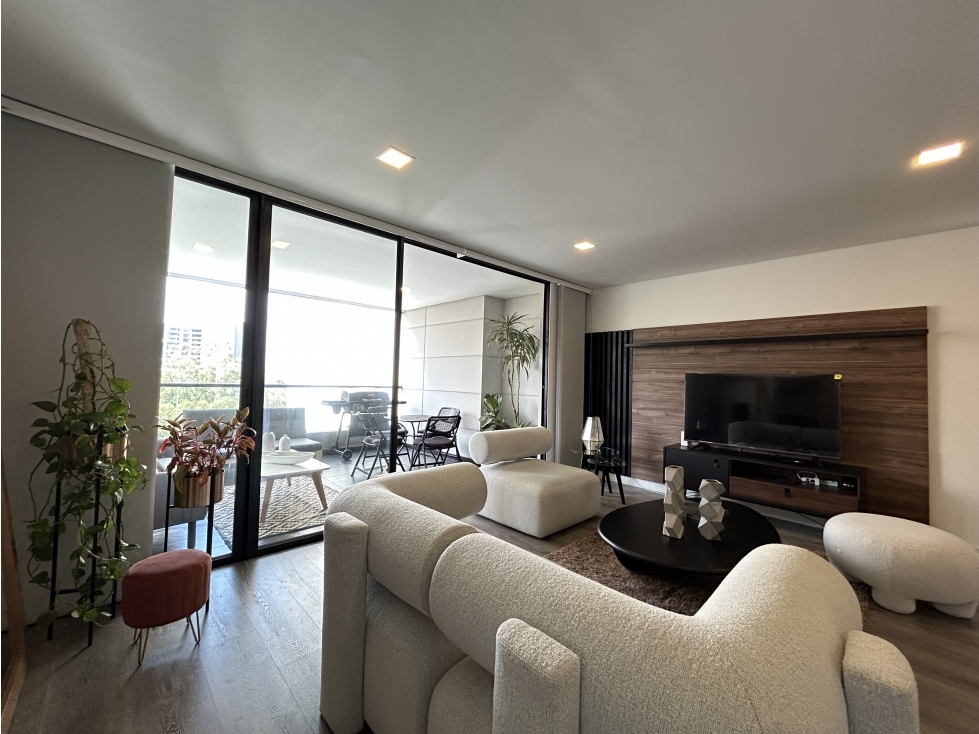 APARTAMENTO MODERNO CERCA AL TESORO — foto 2