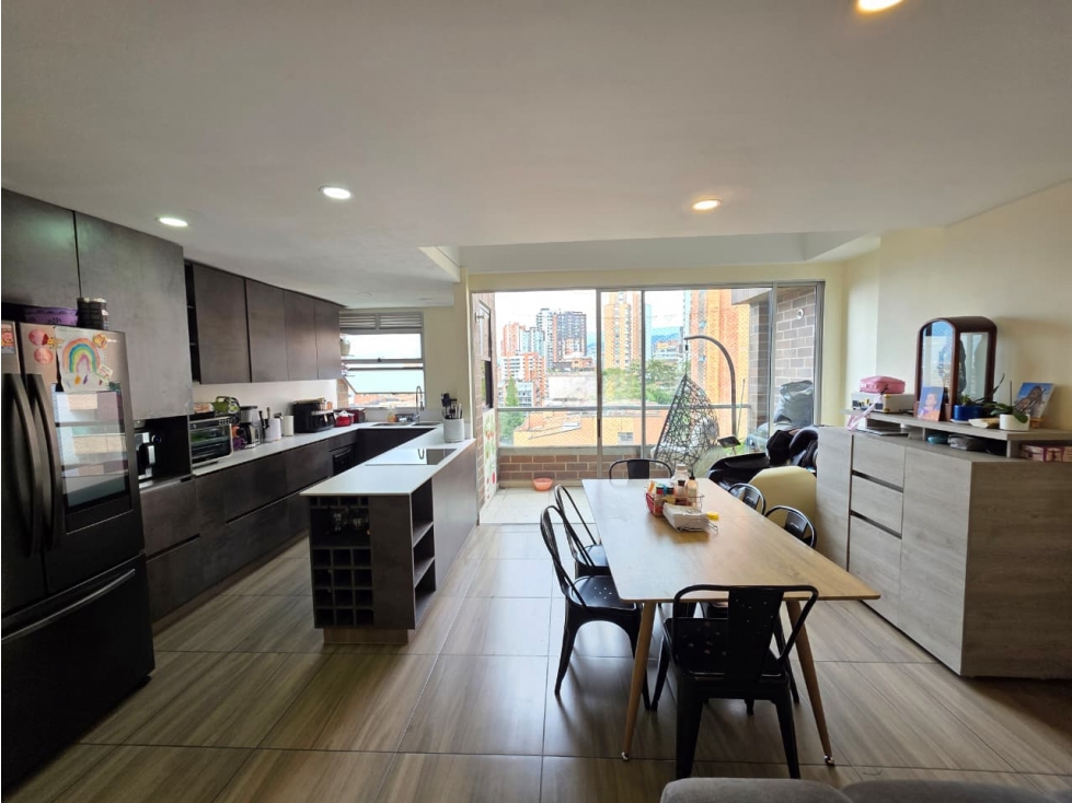 Apartamento dúplex en venta Zúñiga Envigado 185 m²