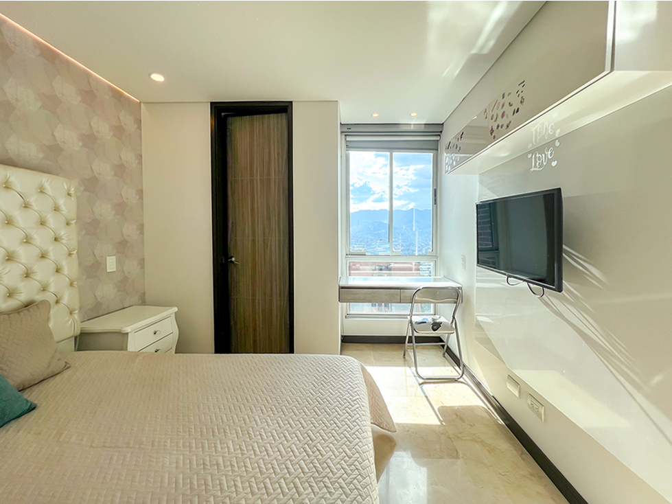 APARTAMENTO EN VENTA AMPLIO EN CASTROPOL — foto 4