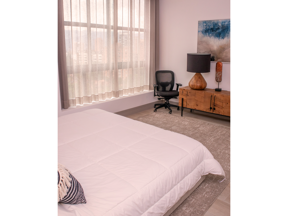 APARTAMENTO EXCLUSIVO Y AMOBLADO EN EL POBLADO — foto 5