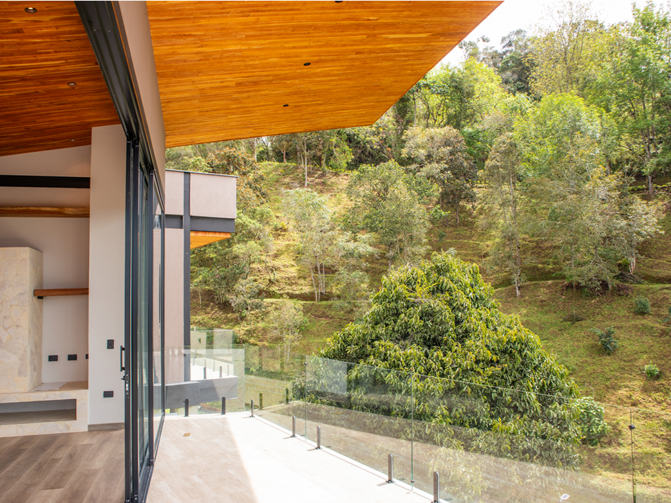 CASA SECTOR FIZEBAD PARA ESTRENAR
