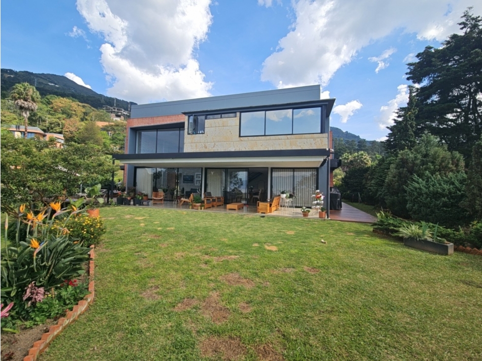 Casa de lujo en Venta Amoblada, Medellín, Poblado, Tesoro - 1