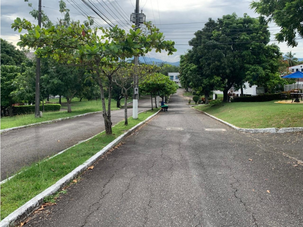 2 Lotes en Condominio Miraríos - Ricaurte 408 mts2 - 6