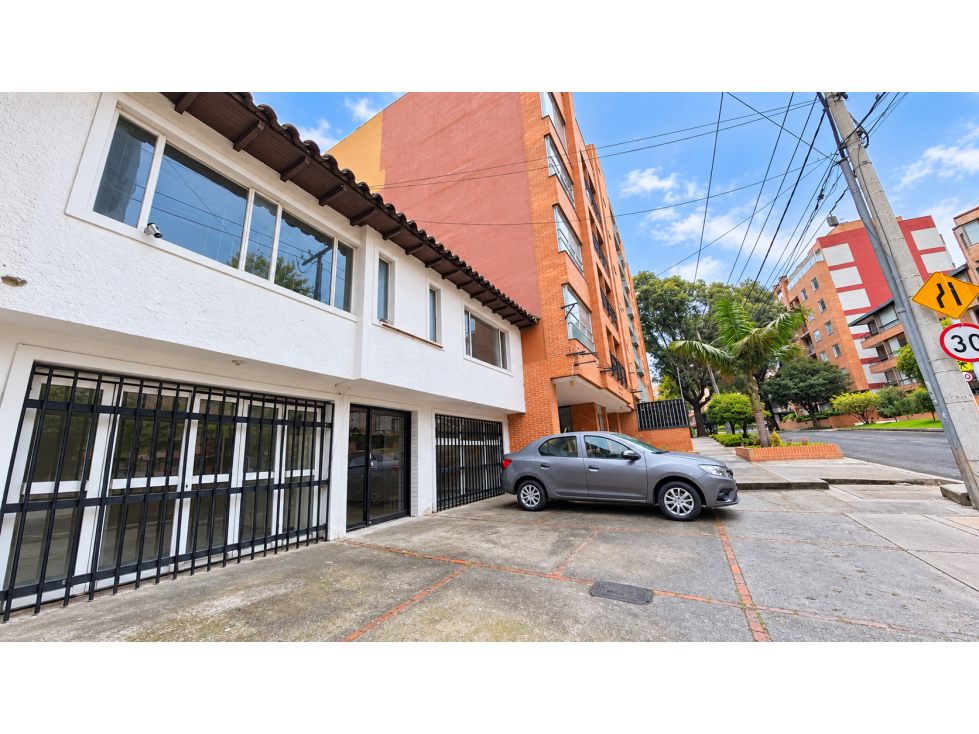 Venta Casa-Lote Bella Suiza, Bogotá