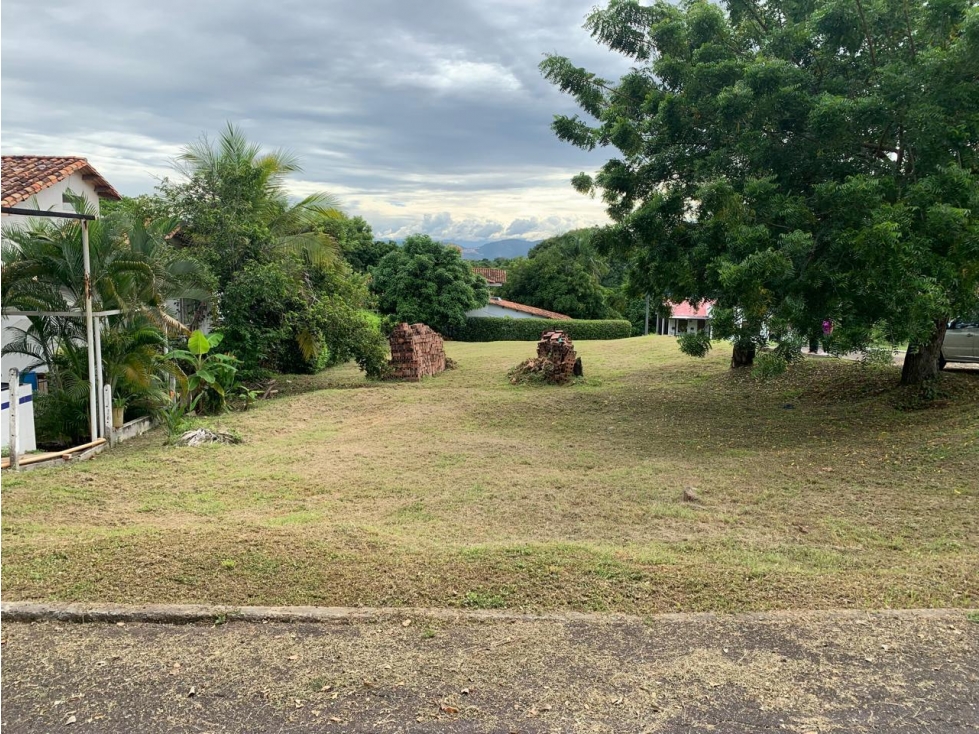 2 Lotes en Condominio Miraríos - Ricaurte 408 mts2 - 2
