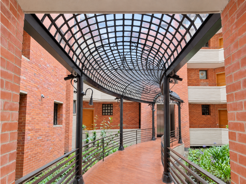 Venta Apto Country Club 2h + Estudio y CBS Exterior — foto 4