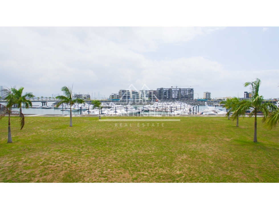 En Venta Lote de 1,061 m2 en Ocean Reef - 3