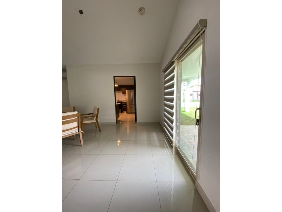 Se Alquila Casa en Spring Hills, Costa Verde  - 3