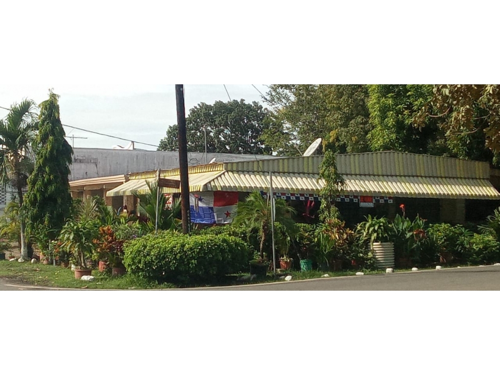 Terreno con Casa en Penonomé