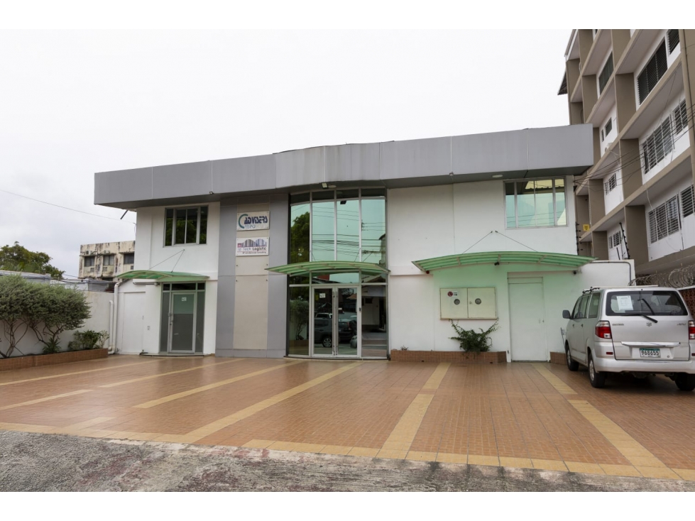 Se Vende Edificio Comercial en El Carmen