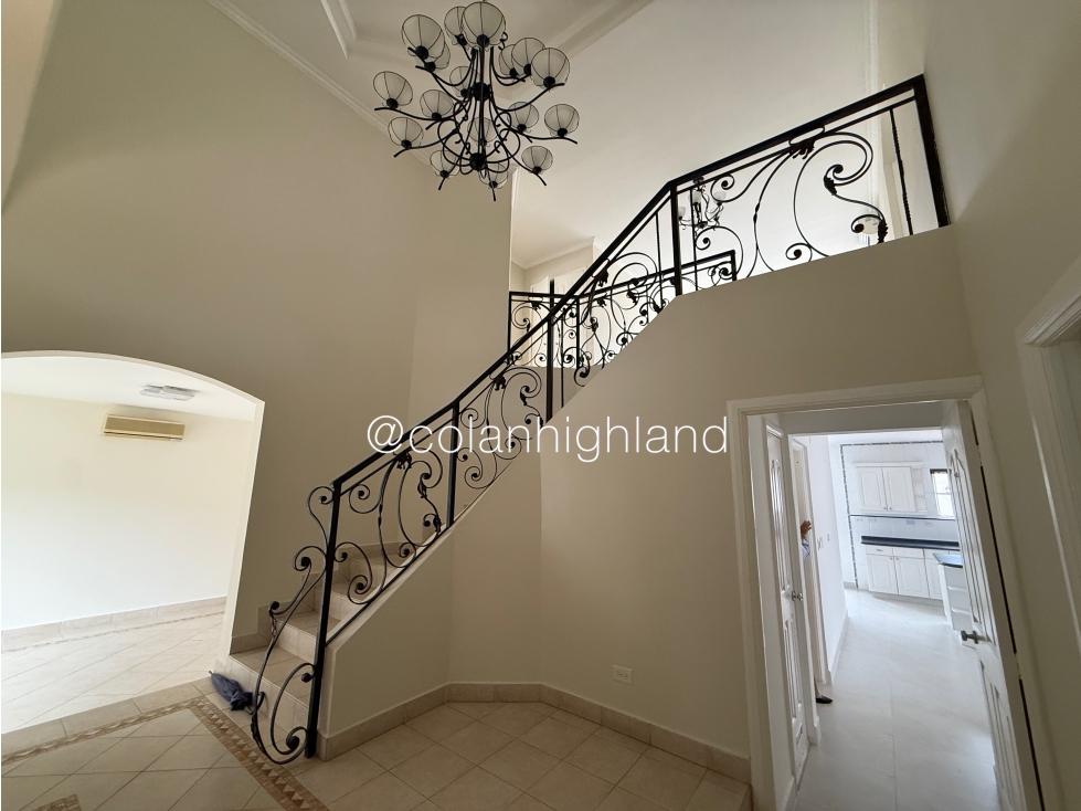Se Vende Casa.con piscina en Costa del Este — foto 2