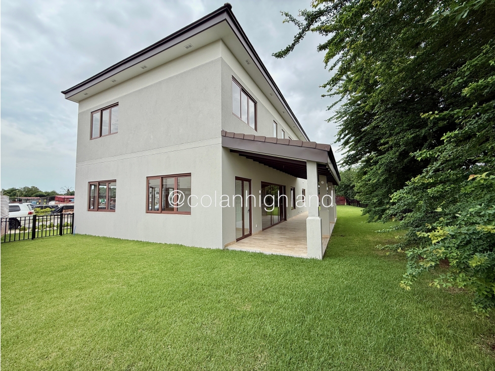Se Vende Casa Unifamiliar con Vista al Lago en Santa Maria — foto 2