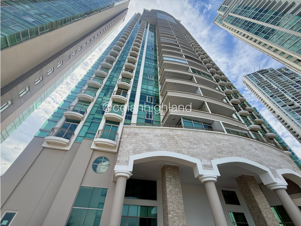 REMATE BANCARIO Penthouse en Pacific Point, Punta Pacifica